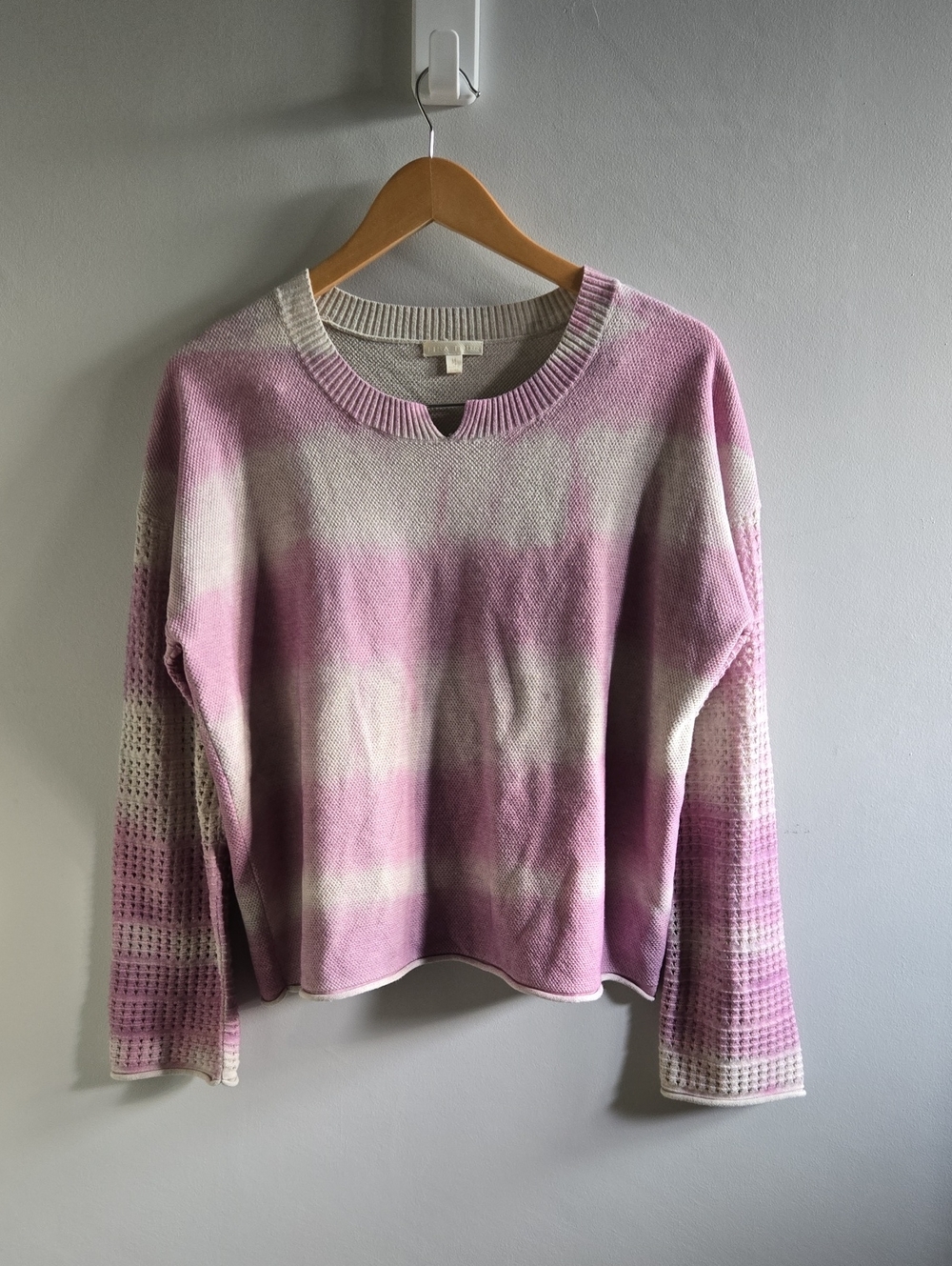 Lisa Todd Light Purple and Cream Sweater Size Medium